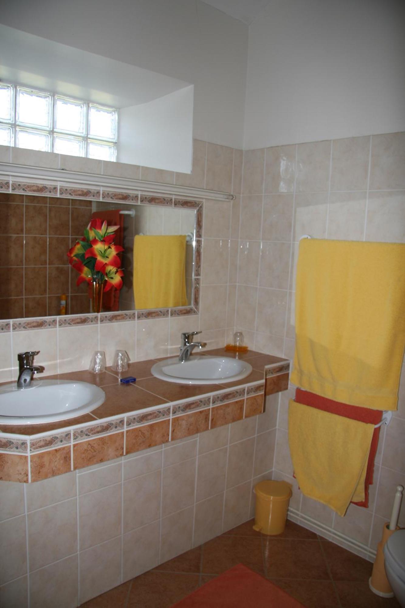 Chambres D'Hotes Lou Jassou Lapanouse-de-Cernon Bagian luar foto