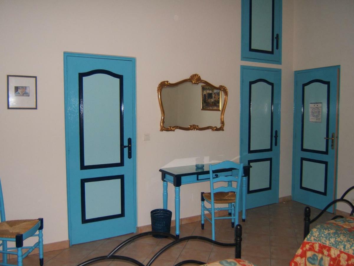 Chambres D'Hotes Lou Jassou Lapanouse-de-Cernon Bagian luar foto