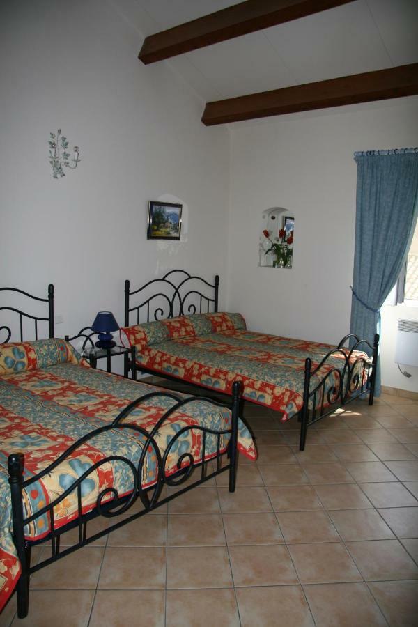 Chambres D'Hotes Lou Jassou Lapanouse-de-Cernon Bagian luar foto